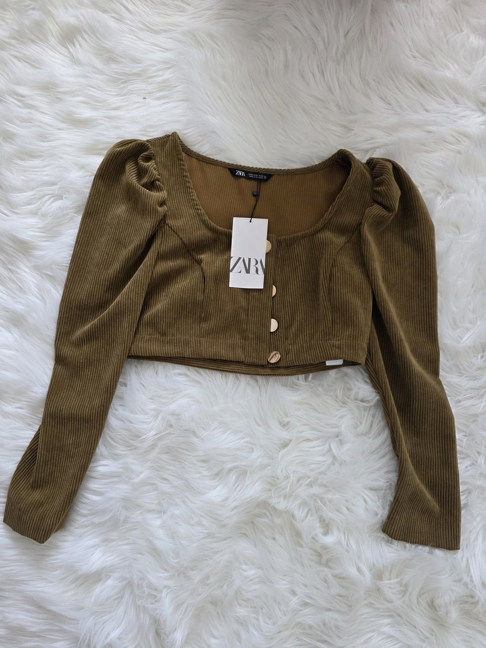 ZARA Olive Ribbed Puff-Sleeve Cropped Top with Gold Buttons